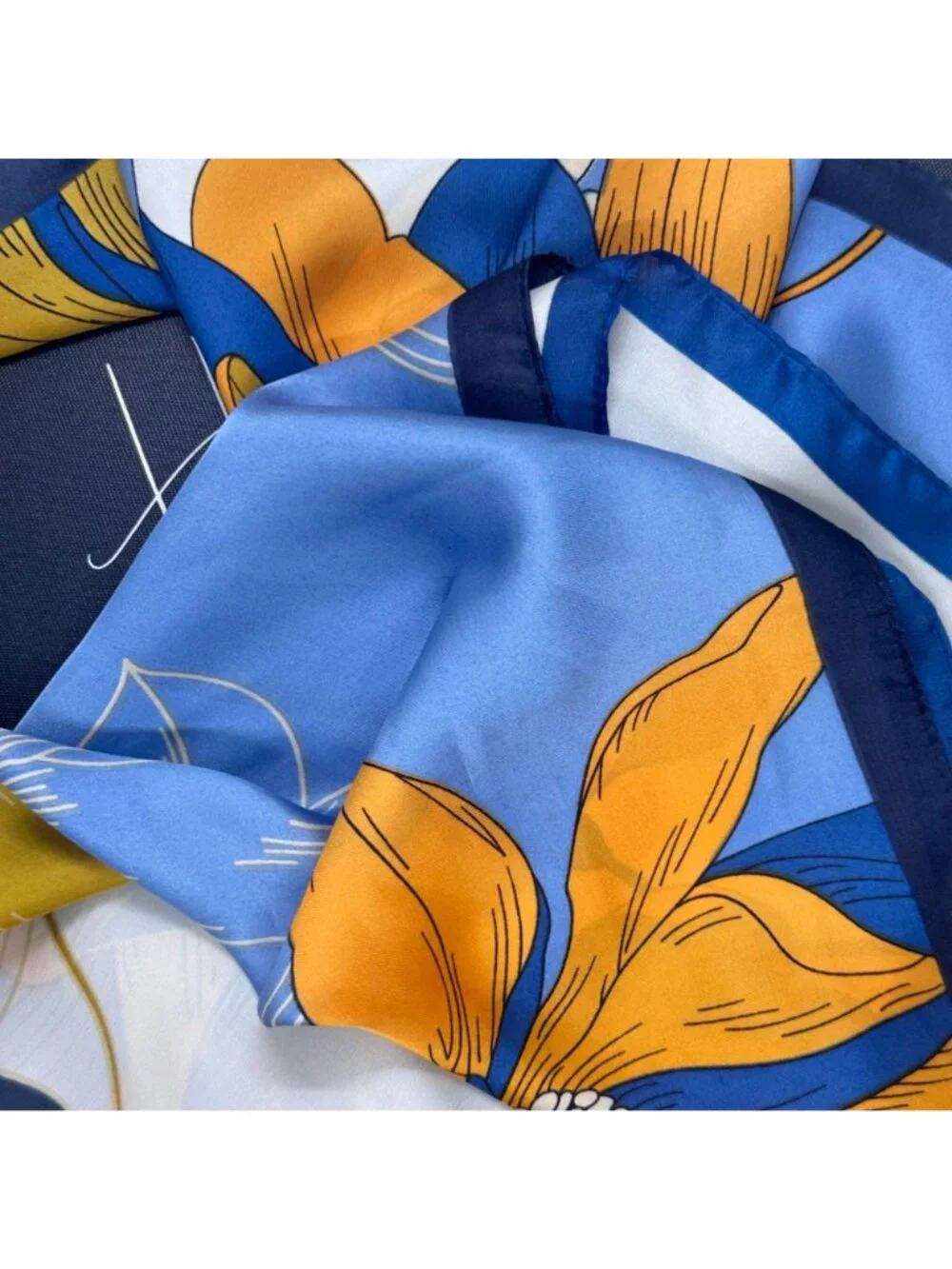 ✨Luxury Silky Scarf Orange Navy Blue Geometric Floral Link Pattern Square Wrap✨